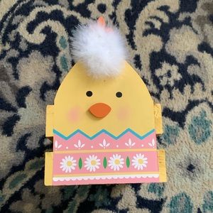 NWT cute wooden Easter basket